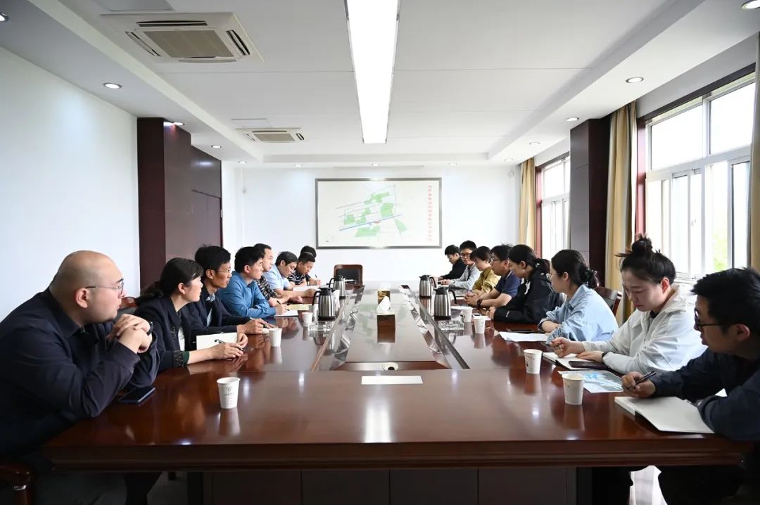 鹽城市?淮河入海水道景觀帶規(guī)劃工作組來(lái)淮海調(diào)研